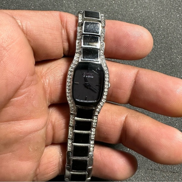 CITIZEN Eco-Drive Ladies Bracelet Watch B023-S064066 Swarovski Crystal’s Working - Picture 1 of 10